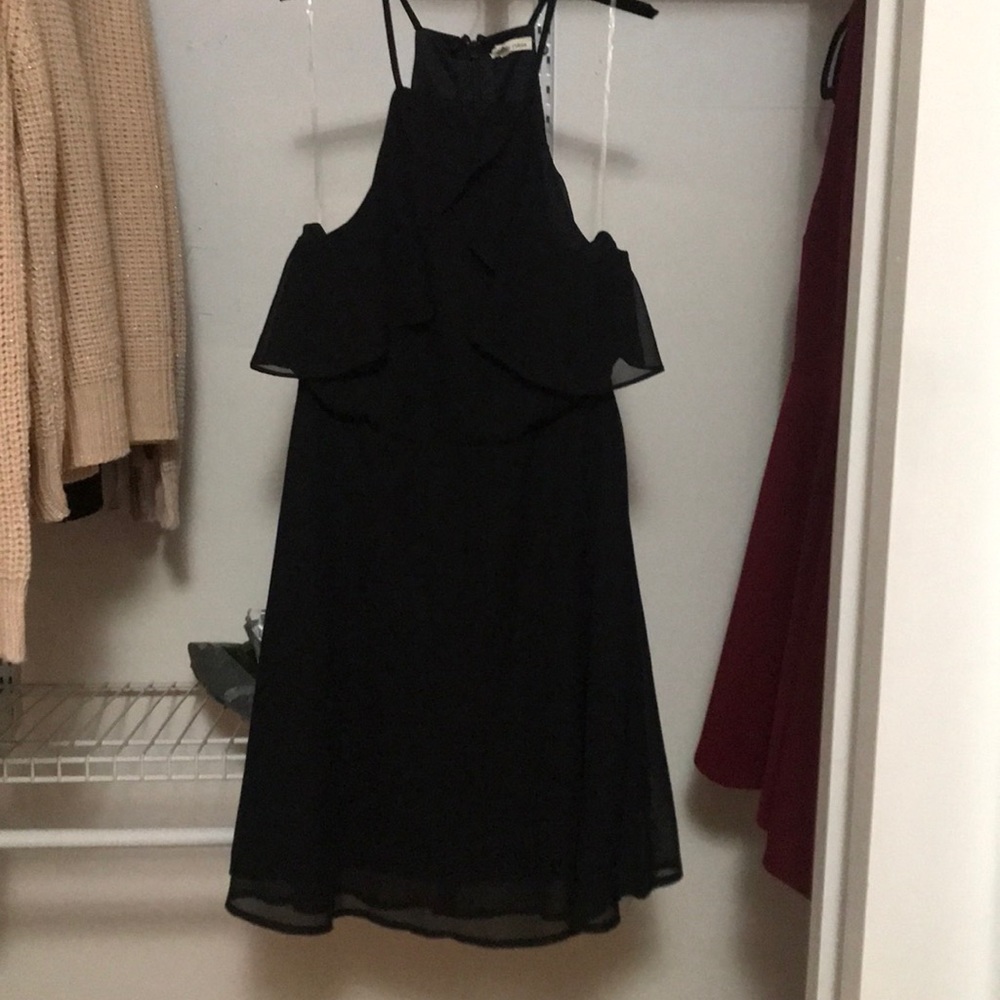 Black ruffle dress!